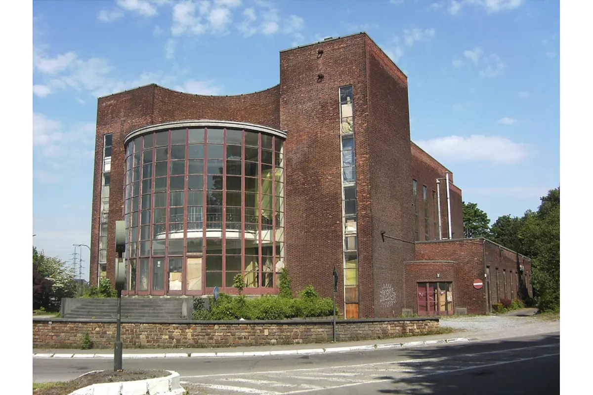 Commerce à vendre à Charleroi 6000 750000.00€  chambres 3300.00m² - annonce 722669