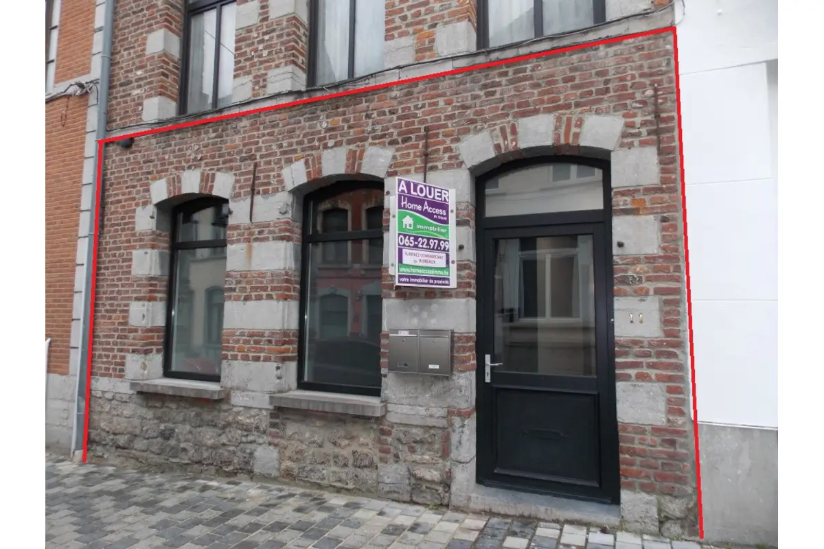 Commerce à  à Soignies 7060 850.00€  chambres 65.00m² - annonce 722677