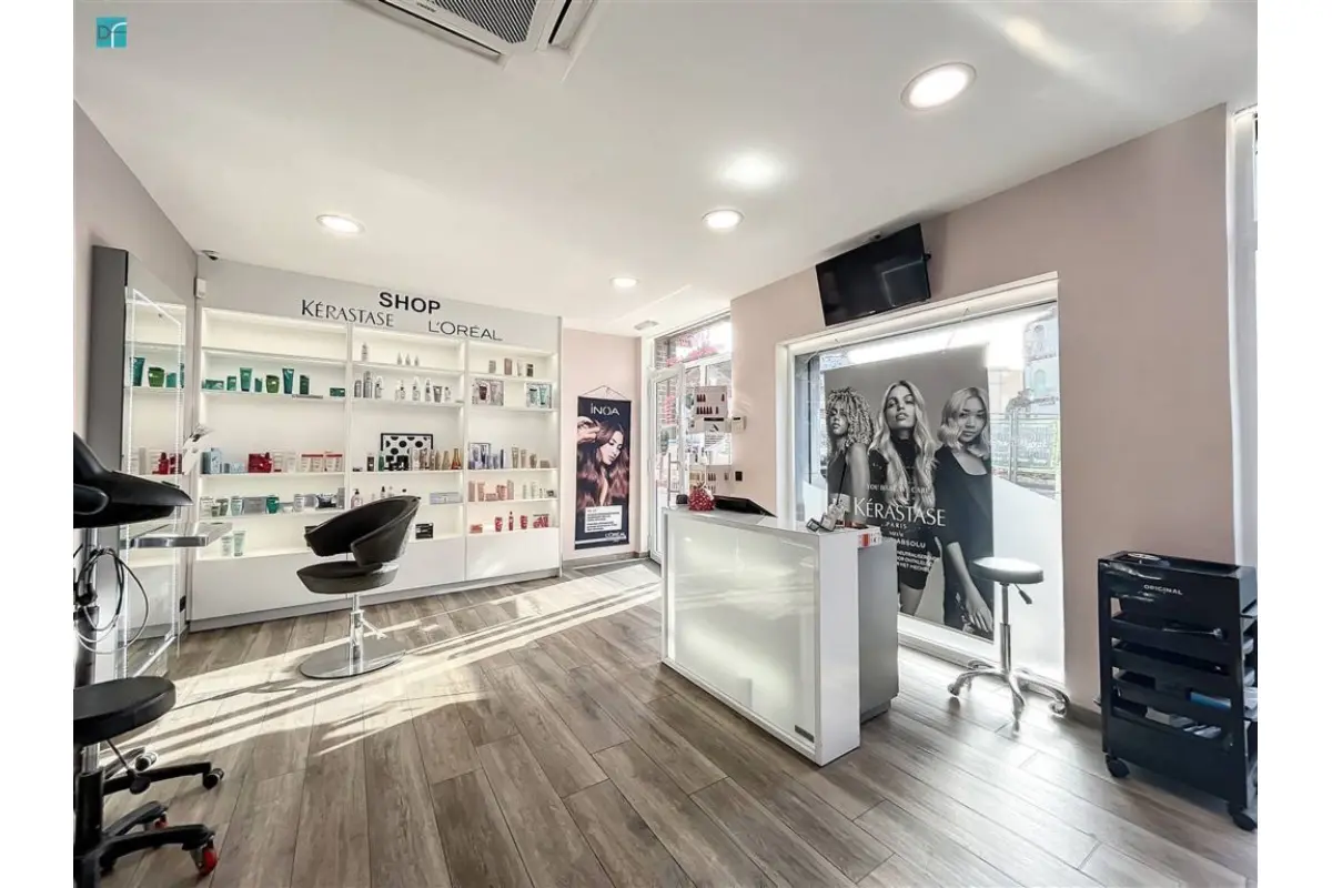 Commerce à louer à Fleurus 6220 900.00€  chambres 79.00m² - annonce 723212