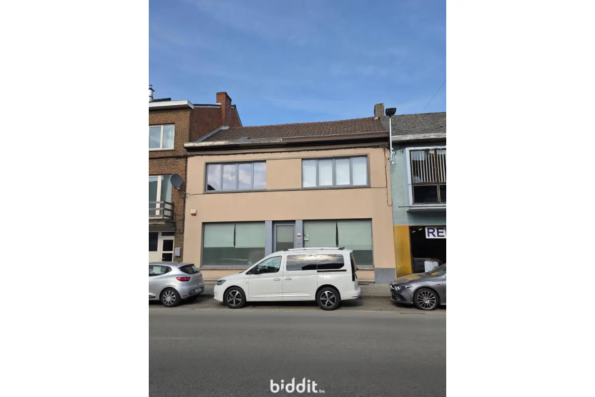 Maison à vendre à Houdeng-Goegnies 7110 110000.00€ 4 chambres 275.00m² - annonce 724735