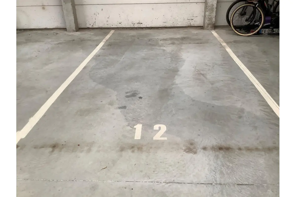 Parking / garage à louer à Mouscron 7700 40.00€  chambres m² - annonce 727519