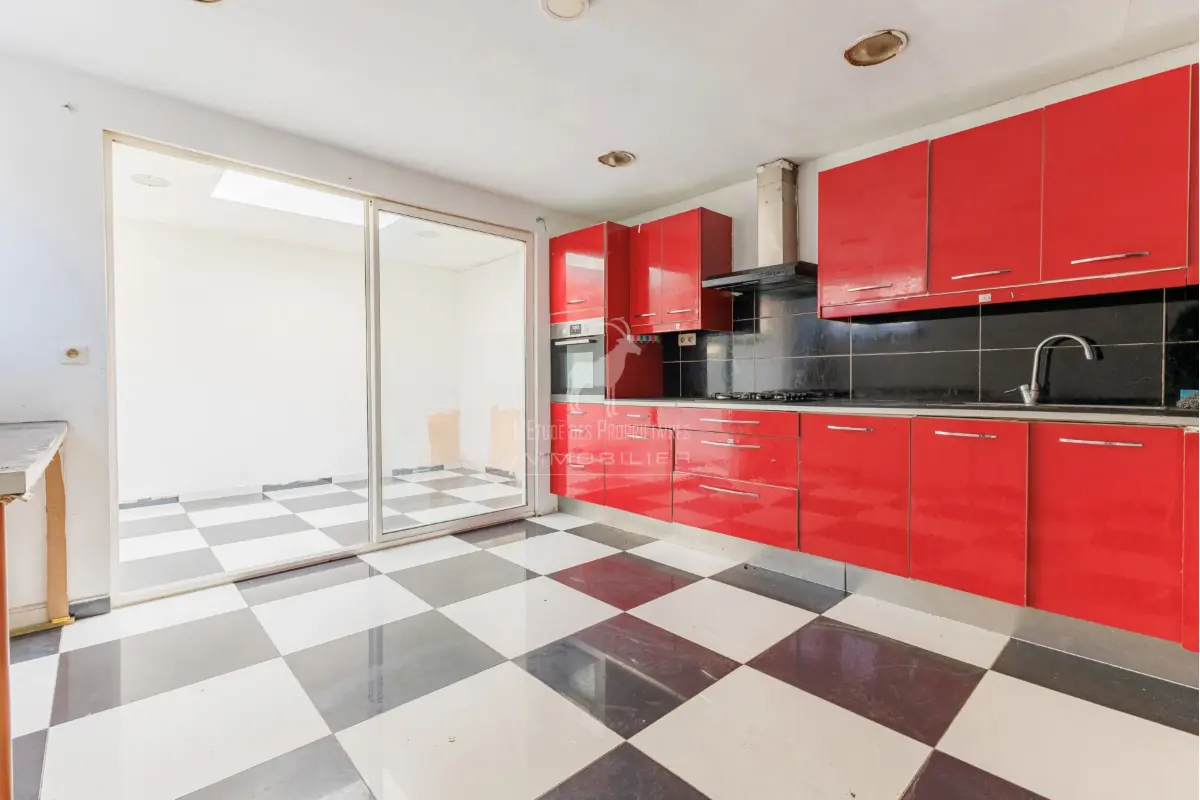 Maison à vendre à Charleroi 6000 149999.00€ 5 chambres 212.00m² - annonce 728540