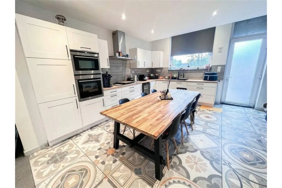 Maison à vendre à Jumet 6040 239000.00€ 3 chambres 145.00m² - annonce 728665