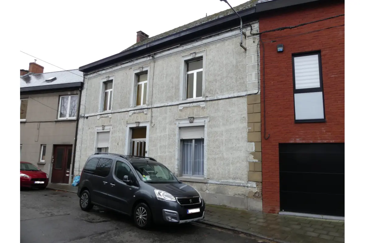Maison à vendre à Houdeng-Goegnies 7110 150000.00€ 4 chambres m² - annonce 728431
