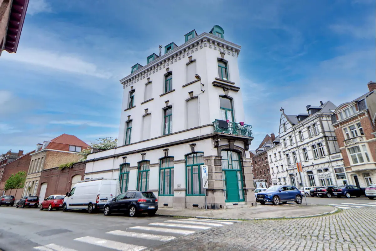 Immeuble de rapport - Immeuble à appartement à vendre à Tournai 7500 990000.00€ 12 chambres m² - annonce 728001