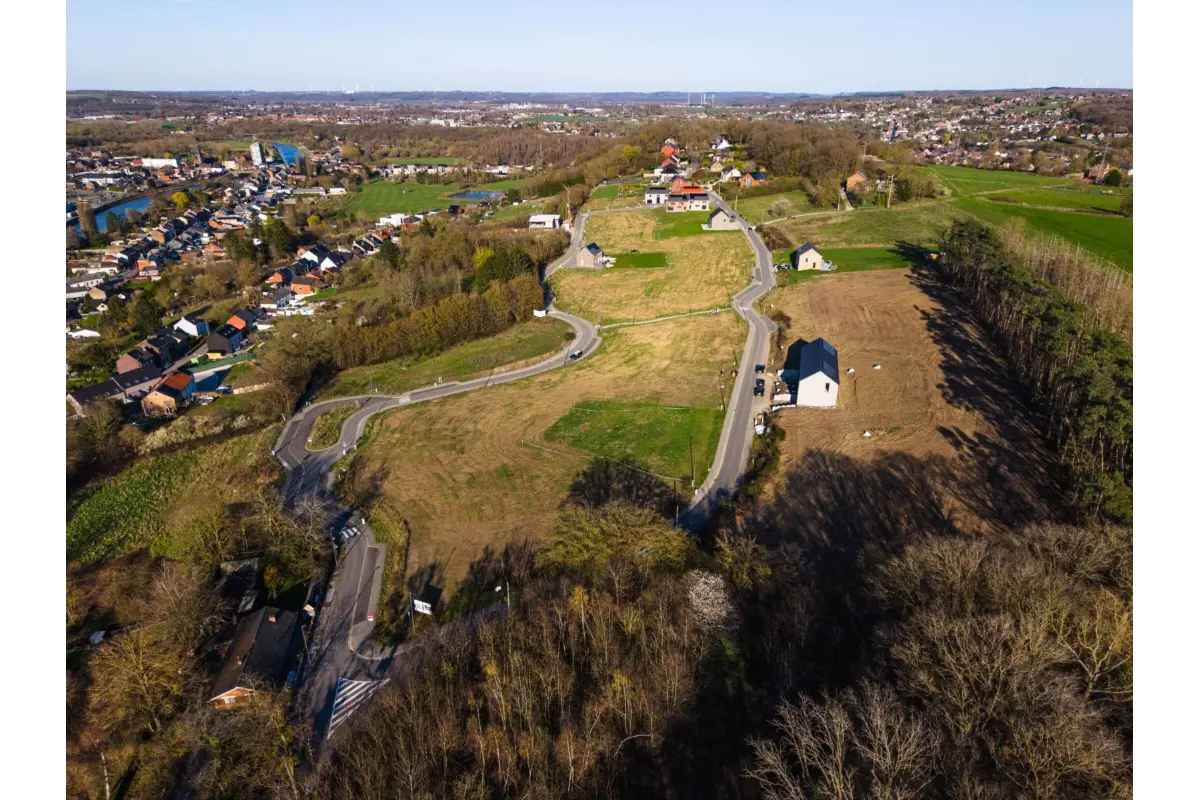 Terrain à  à Aiseau-Presles 6250 129900.00€  chambres m² - annonce 729983