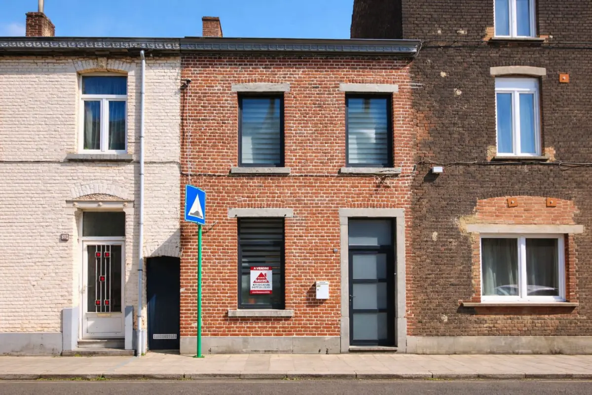 Maison à vendre à Marchienne-au-Pont 6030 155000.00€ 3 chambres m² - annonce 730005