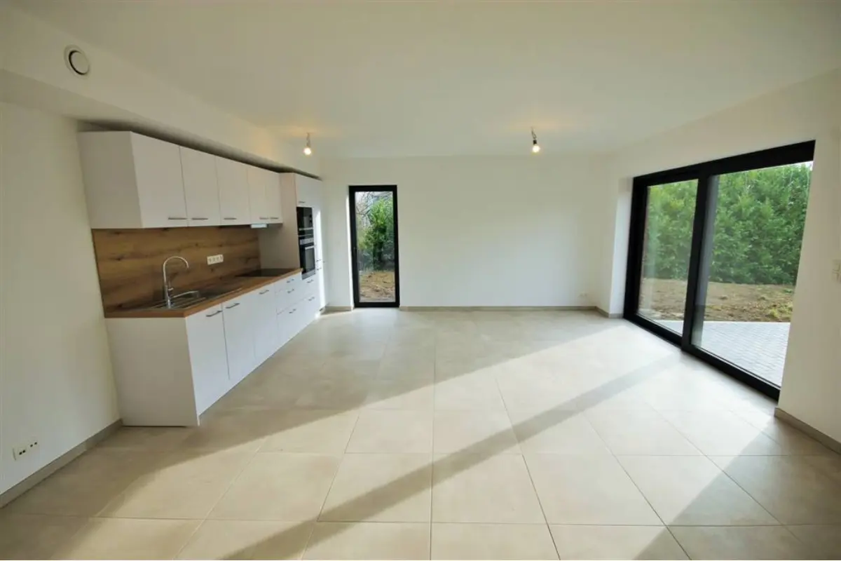 Appartement à louer à Strée 6511 950.00€ 2 chambres 100.00m² - annonce 730258