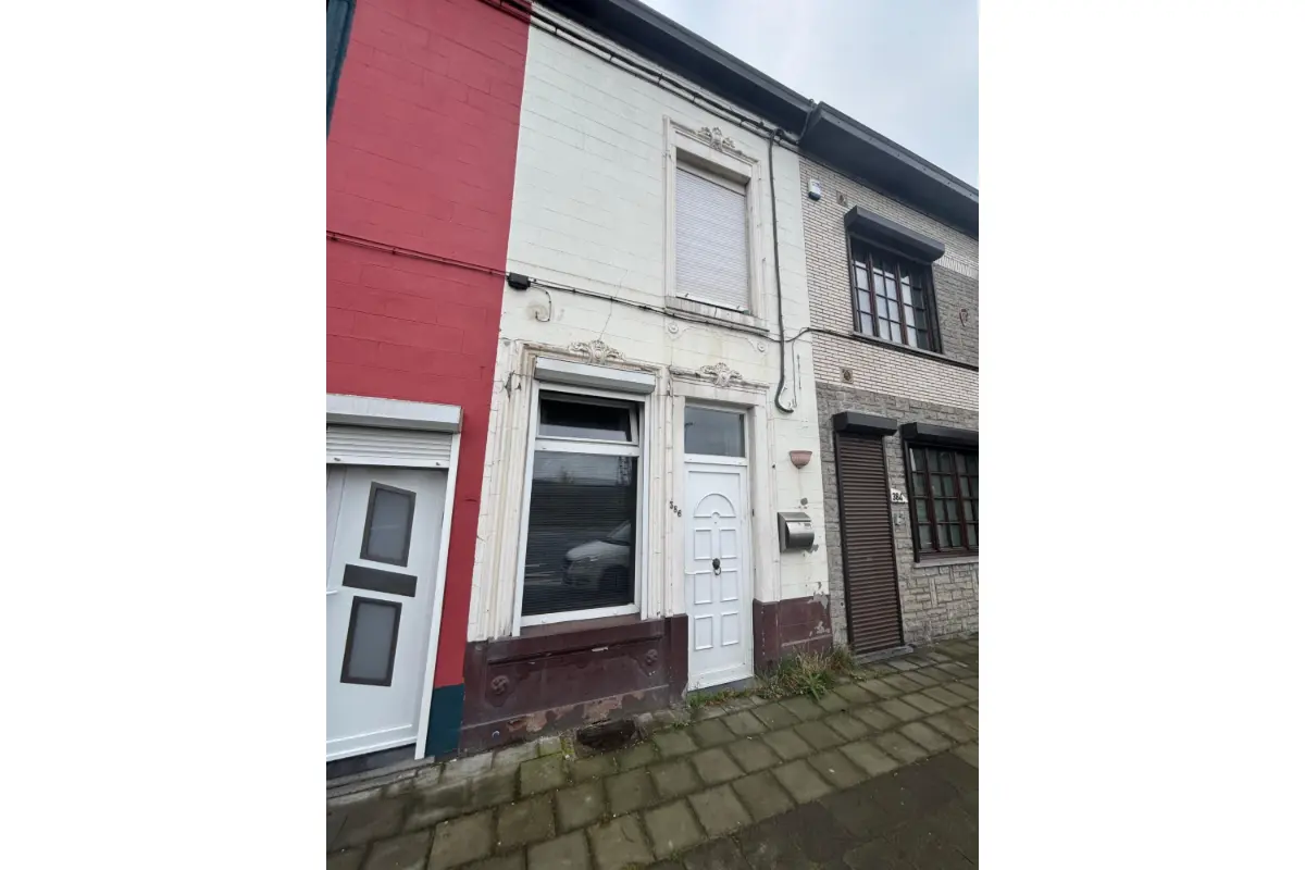 Maison à vendre à Couillet 6010 100000.00€ 2 chambres m² - annonce 731599