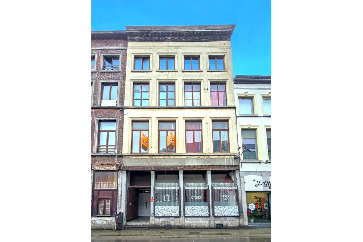 Commerce à  à Mons 7000 395000.00€  chambres 353.00m² - annonce 731975