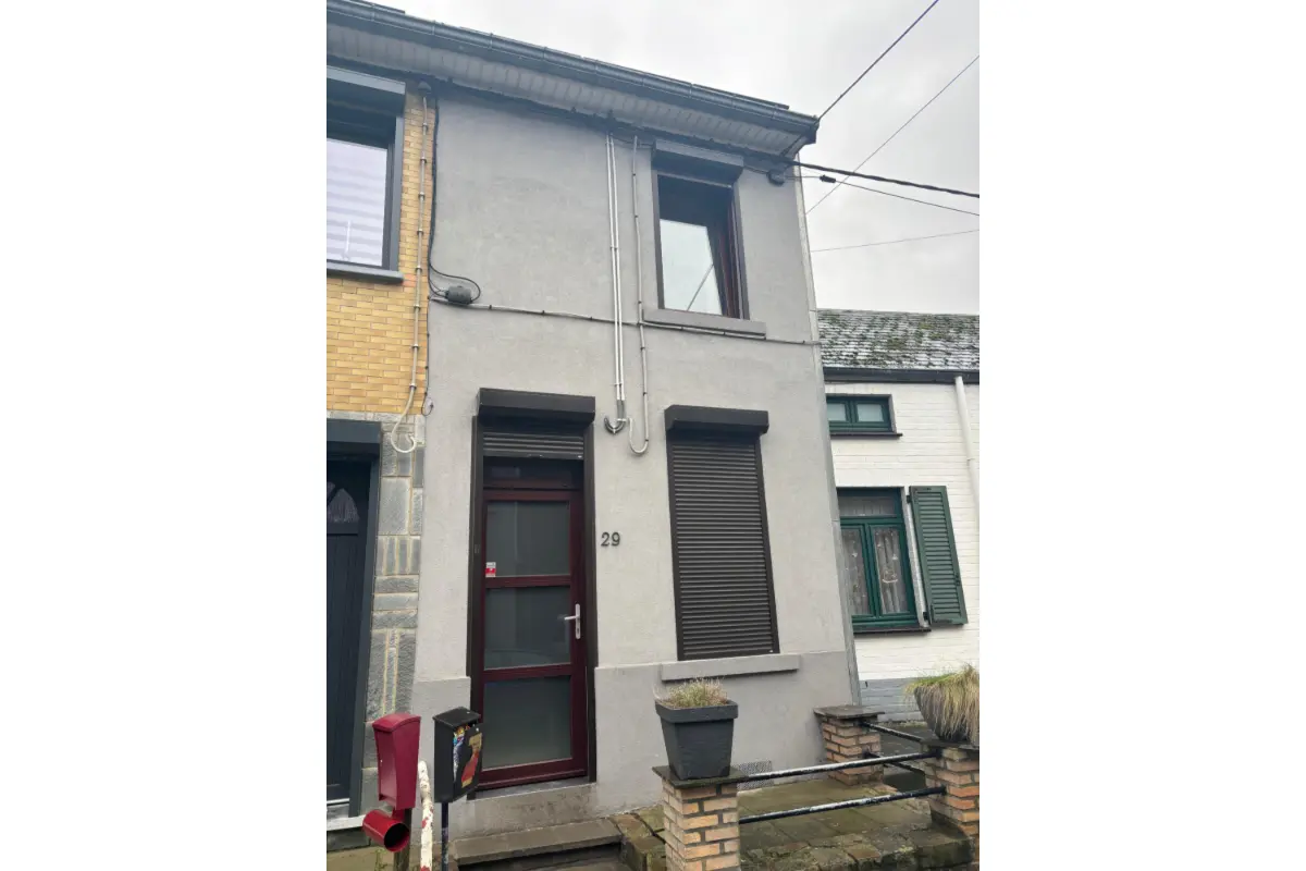 Maison à vendre à Couillet 6010 100000.00€ 3 chambres m² - annonce 731598