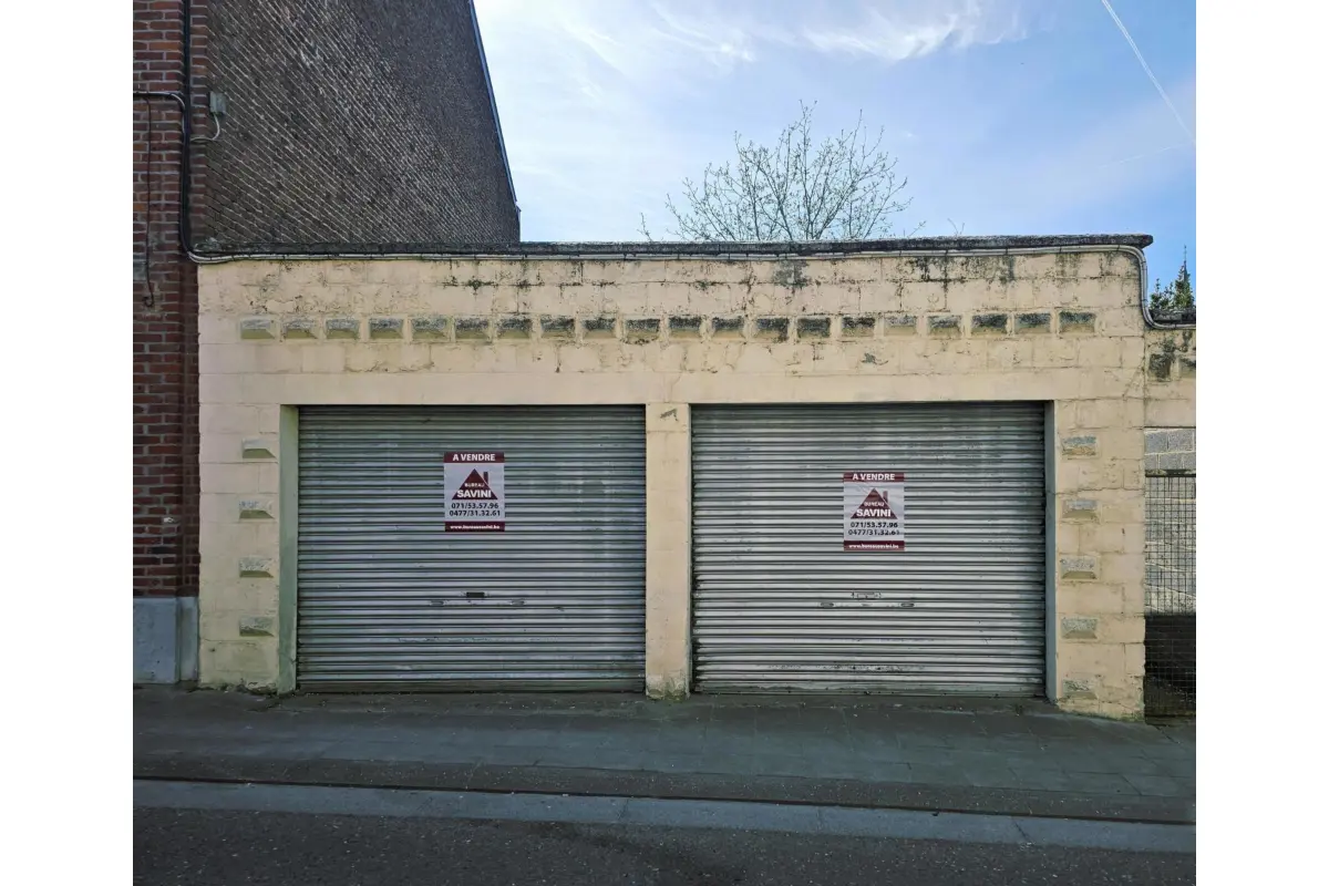 Box à vendre à Fontaine-l'Evêque 6140 40000.00€  chambres m² - annonce 732077