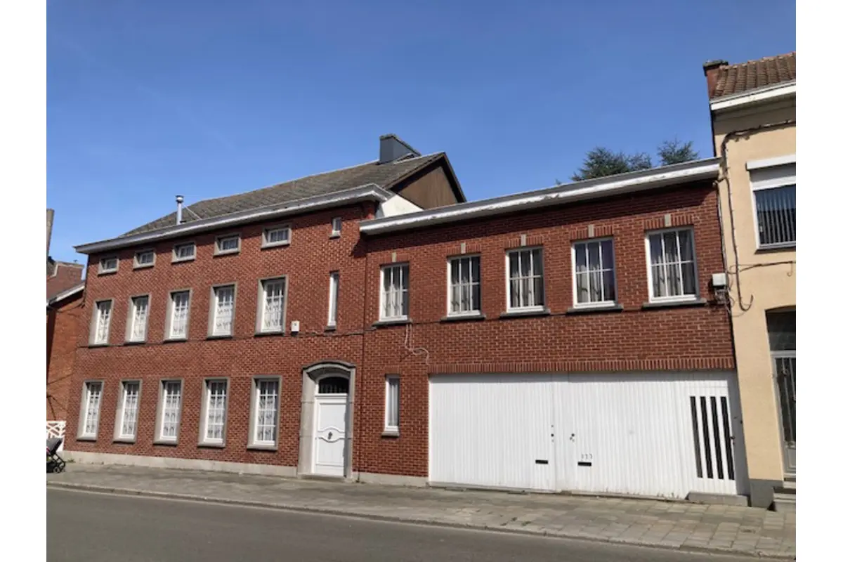 Maison à vendre à Forchies-la-Marche 6141 380000.00€ 8 chambres 492.00m² - annonce 733429