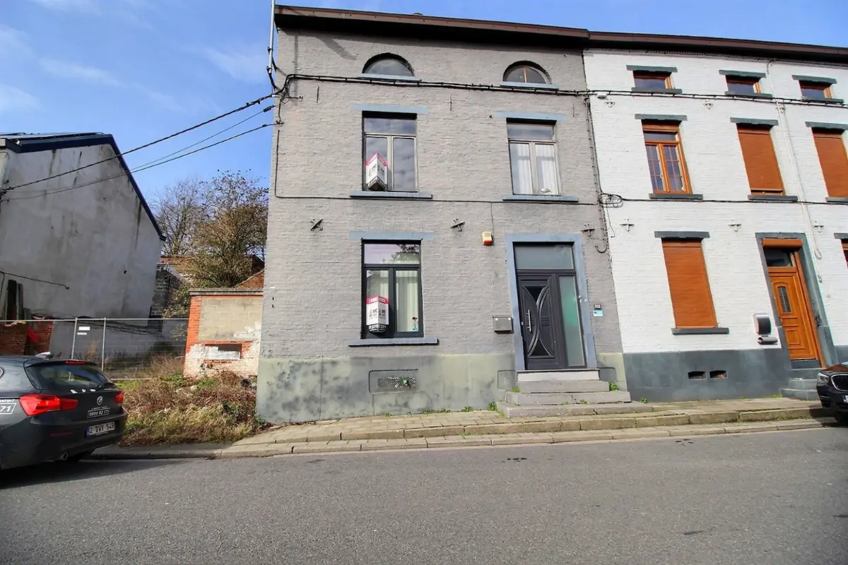 Maison à vendre à Lodelinsart 6042 179000.00€ 3 chambres 160.00m² - annonce 733165