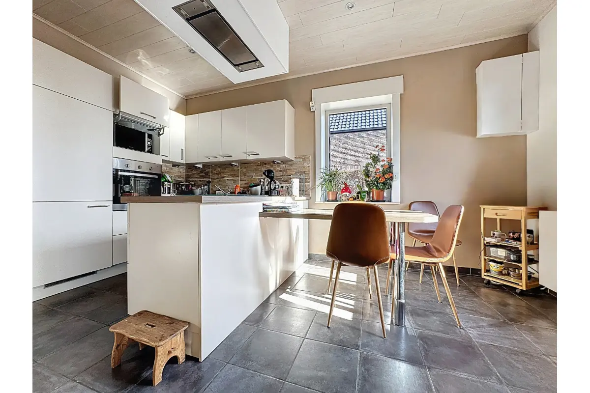 Maison à vendre à Mourcourt 7543 359000.00€ 3 chambres 204.00m² - annonce 733711