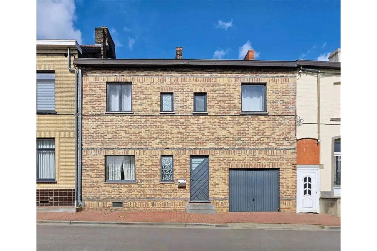 Maison à vendre à Châtelet 6200 350000.00€ 6 chambres 238.00m² - annonce 735216