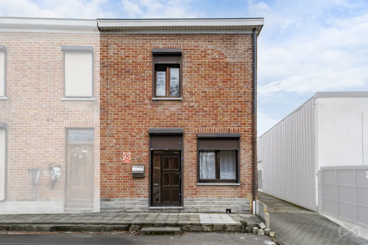 Maison à  à Bouffioulx 6200 137000.00€ 2 chambres 110.00m² - annonce 735350