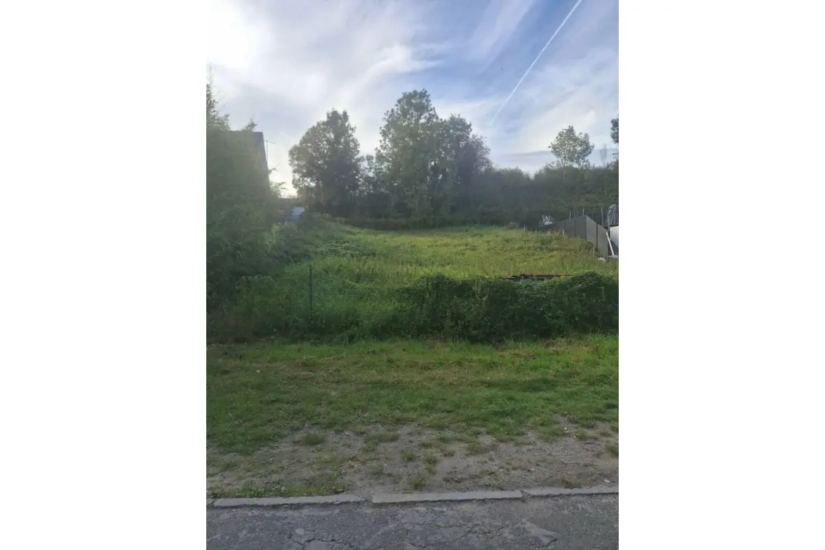 Terrain à bâtir à vendre à Haine-Saint-Paul 7100 140000.00€  chambres m² - annonce 735275
