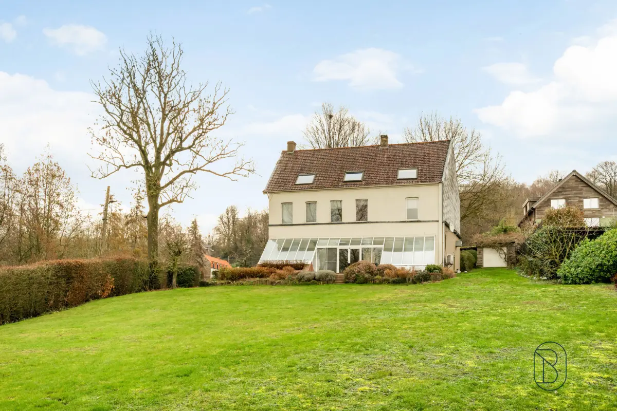 Maison à vendre à Mont-de-l'Enclus 7750 450000.00€ 4 chambres 379.00m² - annonce 735545