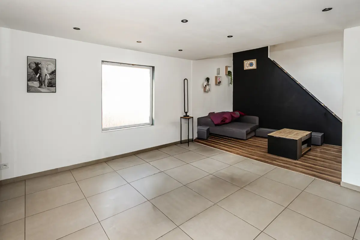Appartement à vendre à Quaregnon 7390 130000.00€ 2 chambres 80.00m² - annonce 736620