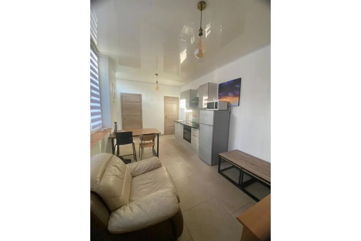 Studio à louer à Gosselies 6041 850.00€ 1 chambres m² - annonce 737038