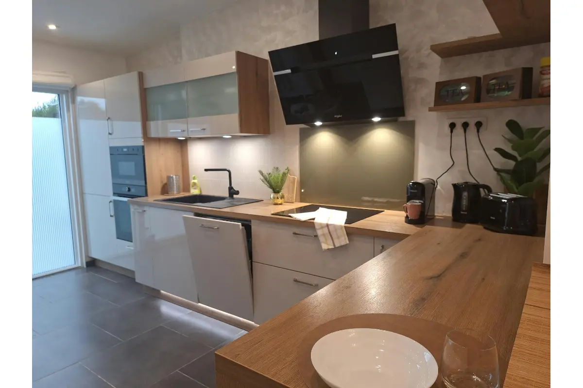 Maison à louer à Ransart 6043 1850.00€  chambres m² - annonce 737248