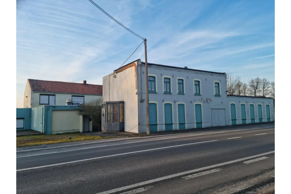 Commerce à vendre à Willemeau 7506 350000.00€  chambres m² - annonce 737132