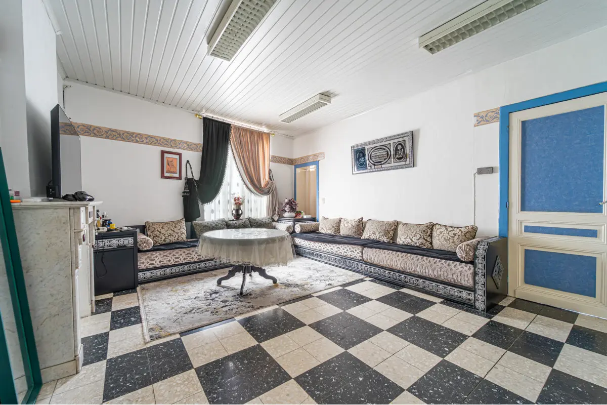 Maison à vendre à Jumet 6040 158000.00€ 4 chambres 200.00m² - annonce 736872