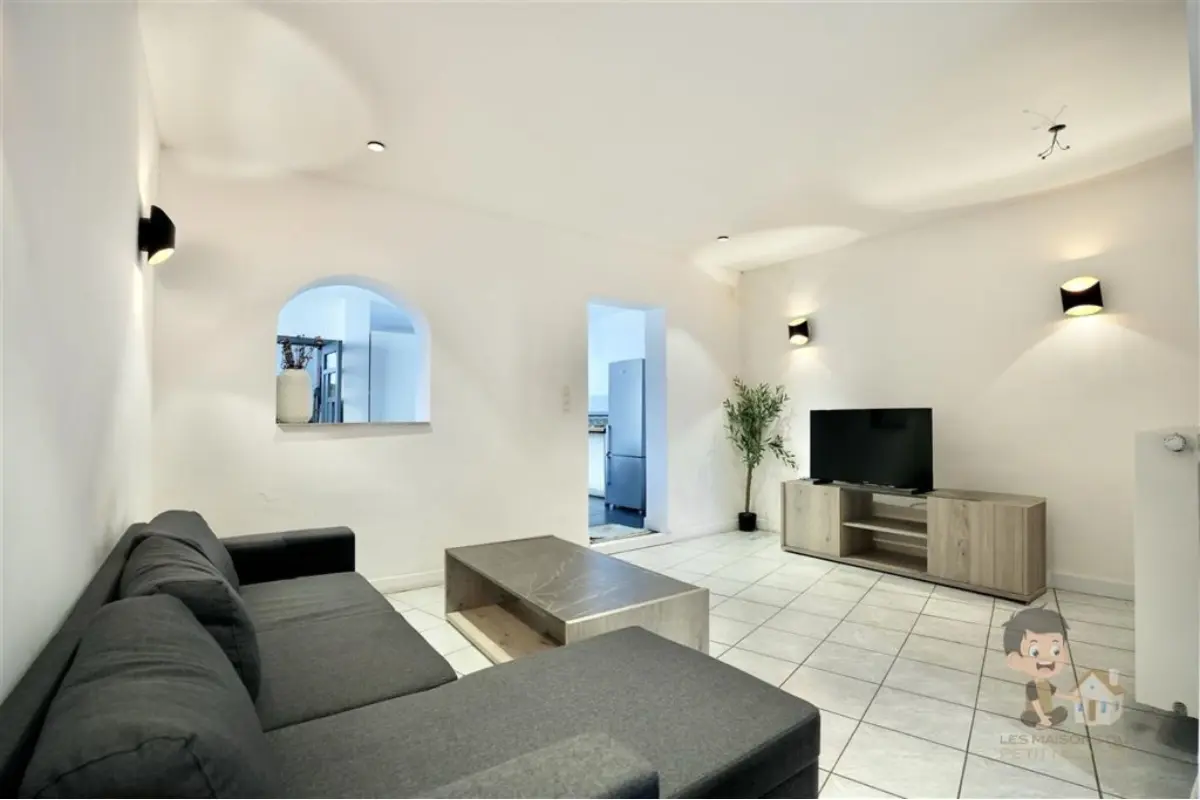 Immeuble de rapport - Immeuble à appartement à vendre à Châtelineau 6200 300000.00€ 4 chambres 134.00m² - annonce 737512
