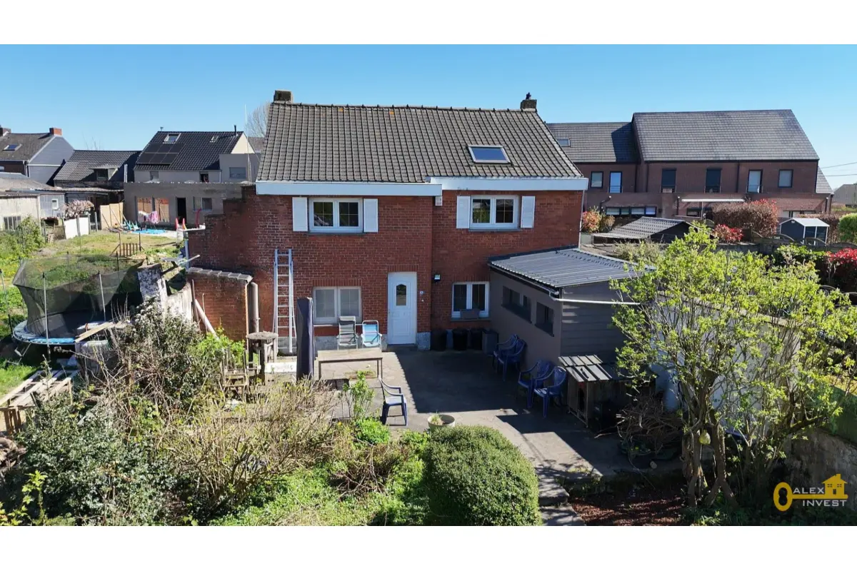 Maison à vendre à Houdeng-Goegnies 7110 189000.00€ 3 chambres 167.00m² - annonce 737824