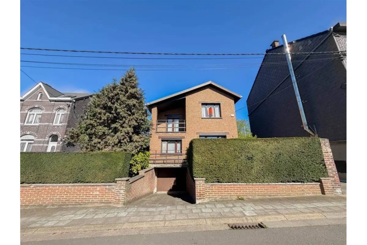 Maison à vendre à Lodelinsart 6042 199000.00€ 3 chambres 110.00m² - annonce 738002
