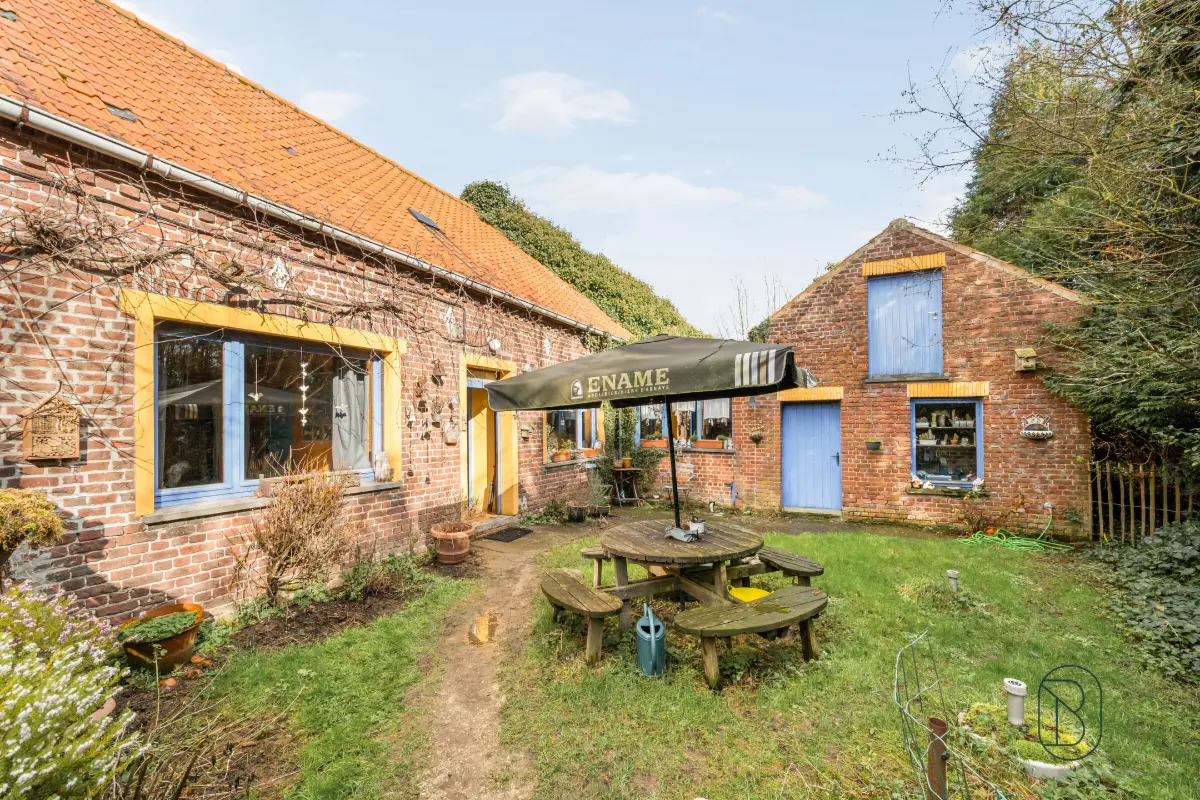 Maison à vendre à Saint-Sauveur 7912 395000.00€ 2 chambres 250.00m² - annonce 737917