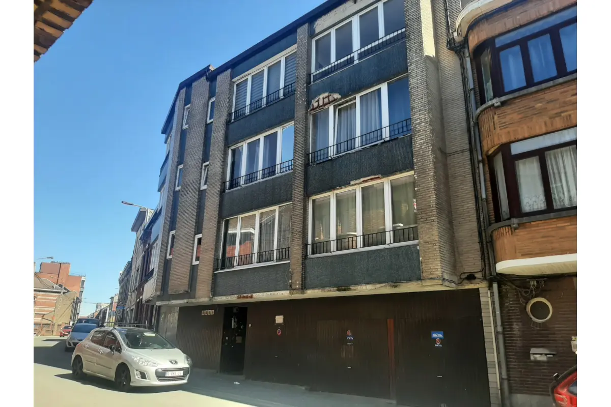 Studio à louer à Charleroi 6000 500.00€  chambres 41.00m² - annonce 737430