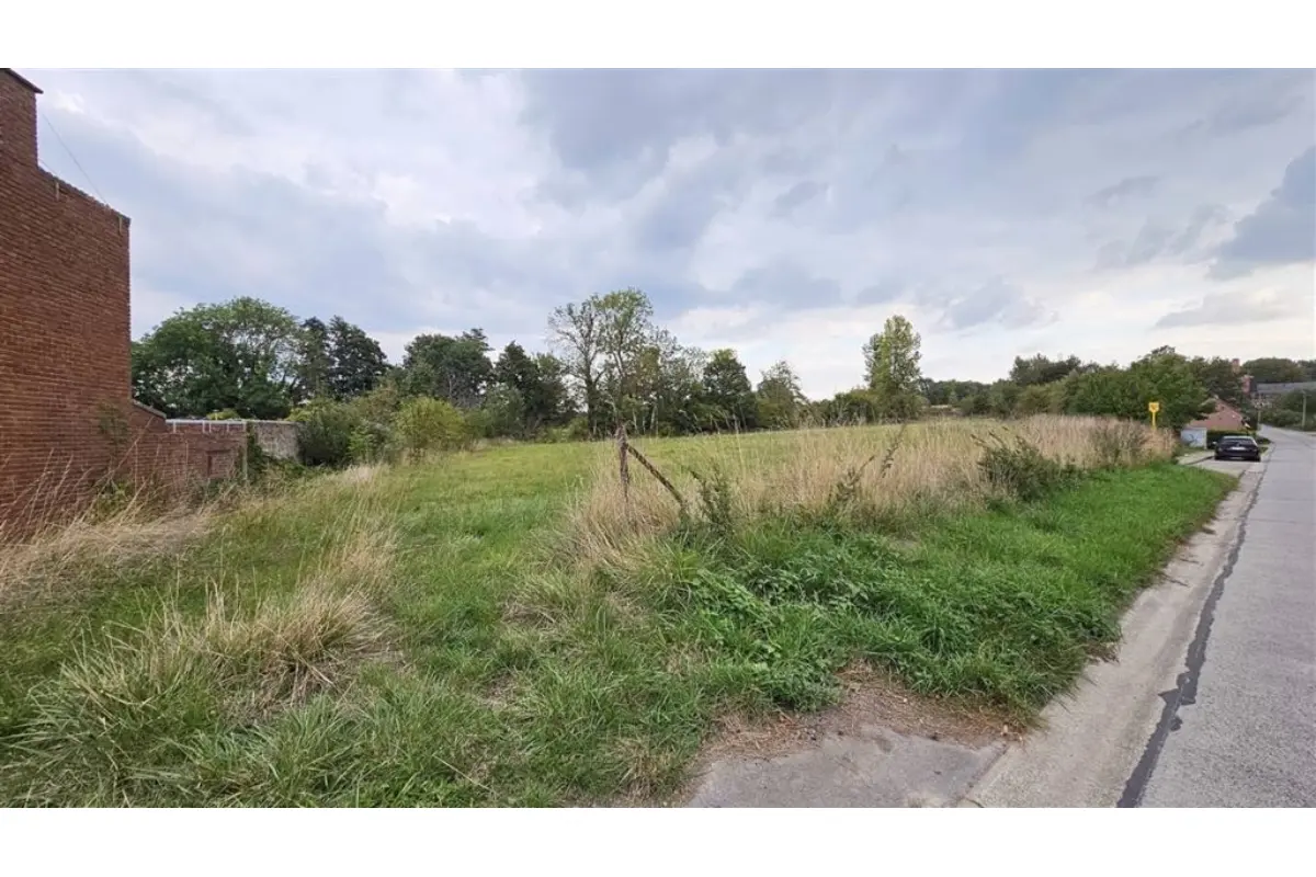 Terrain à vendre à Angre 7387 85000.00€  chambres m² - annonce 738443