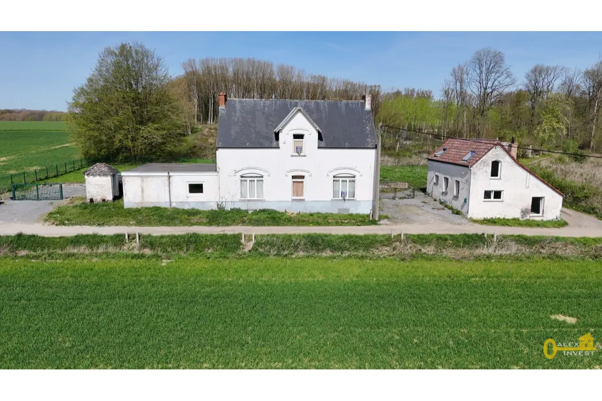 Maison à vendre à Le Roeulx 7070 249000.00€ 5 chambres 350.00m² - annonce 738793
