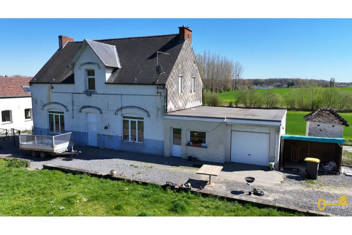 Maison à vendre à Le Roeulx 7070 175000.00€ 3 chambres 252.00m² - annonce 738791