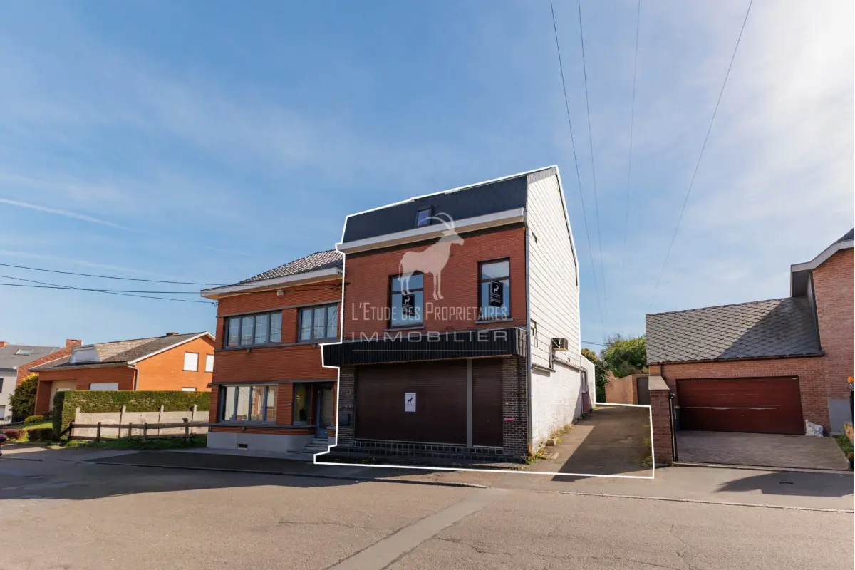 Maison à vendre à Leval-Trahegnies 7134 199999.00€ 3 chambres 298.00m² - annonce 738363