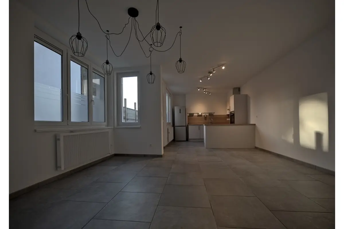 Appartement à  à Hornu 7301 750.00€  chambres m² - annonce 739105