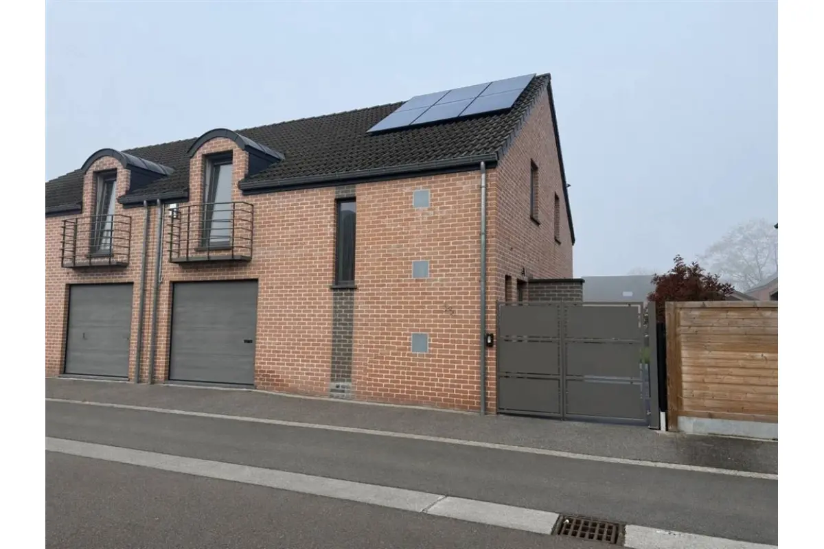 Maison à  à Péruwelz 7600 1050.00€ 3 chambres 135.00m² - annonce 739588