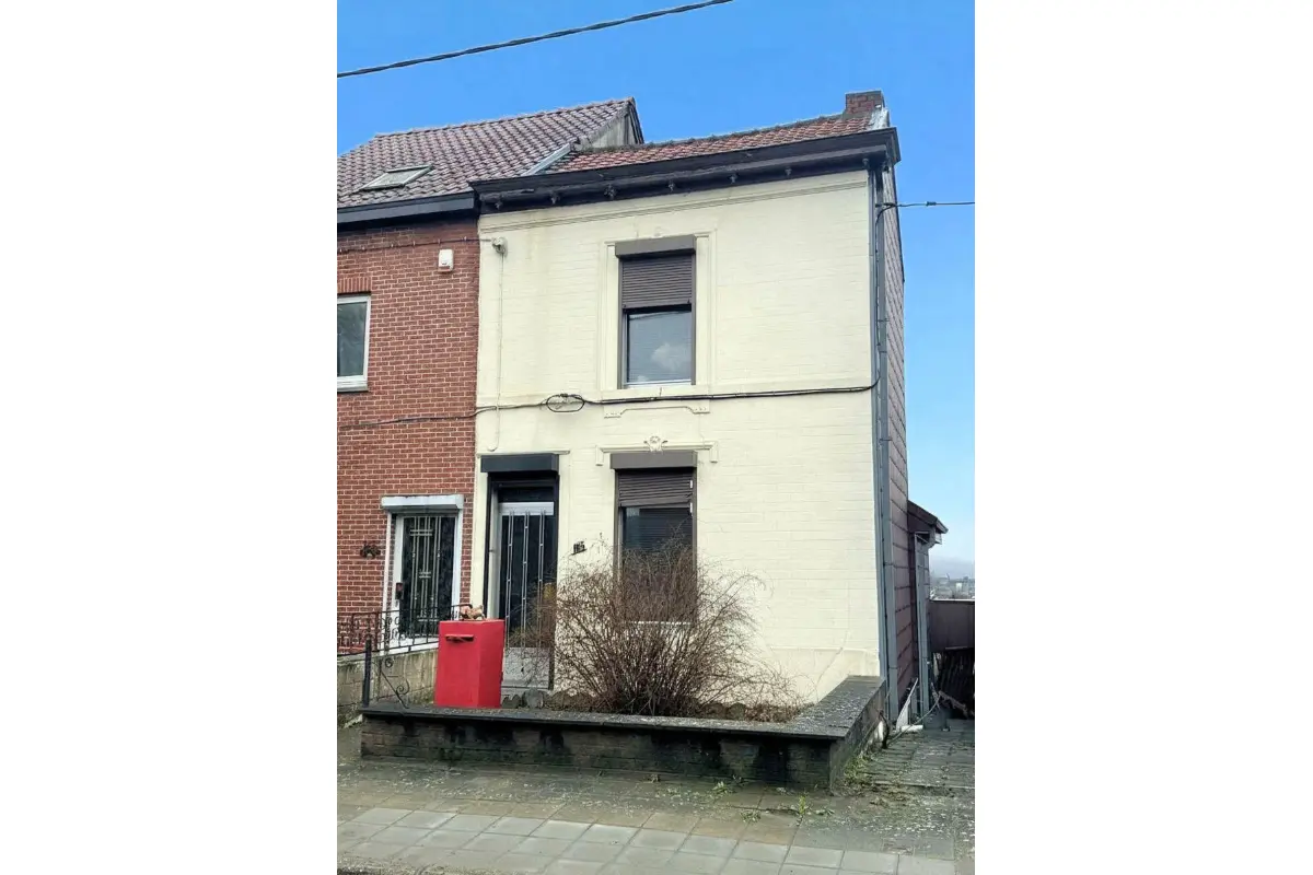 Maison à vendre à Gilly 6060 125000.00€ 2 chambres 92.00m² - annonce 740465