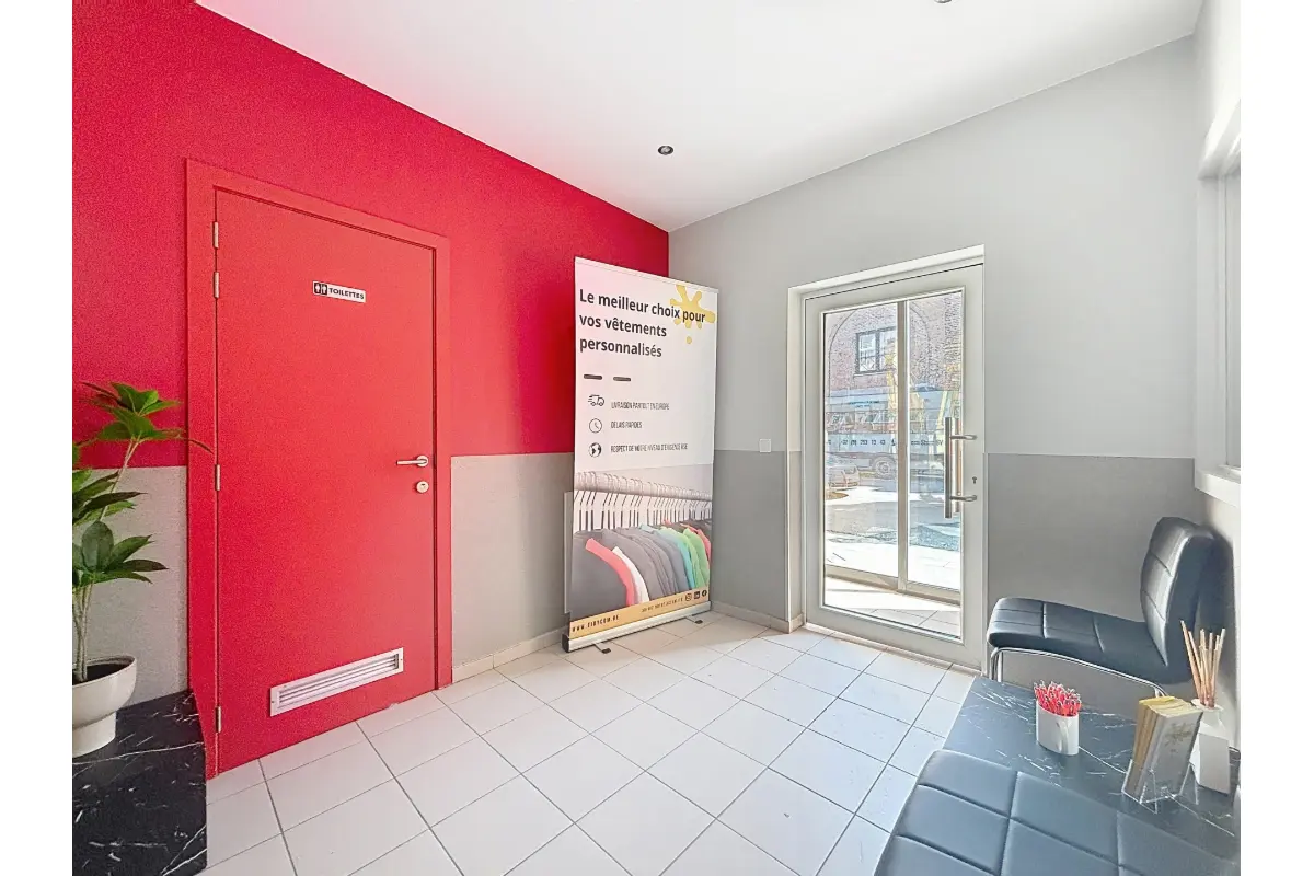Commerce à louer à Pecq 7740 490.00€  chambres 89.00m² - annonce 740527