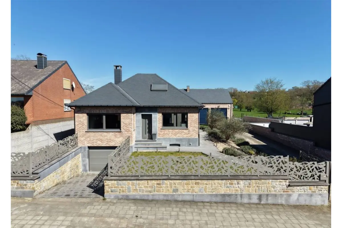 Maison à vendre à Leval-Trahegnies 7134 320000.00€ 2 chambres 123.00m² - annonce 741227