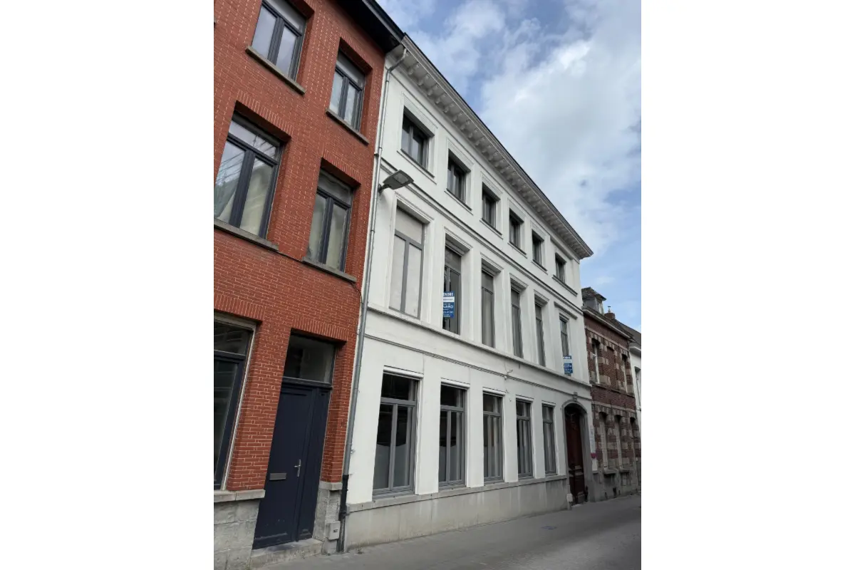 Commerce à vendre à Tournai 7500 385000.00€  chambres m² - annonce 741700