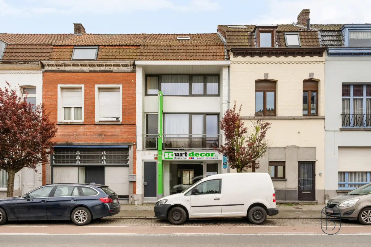 Immeuble mixte à vendre à Tournai 7500 329000.00€ 3 chambres 200.00m² - annonce 742174