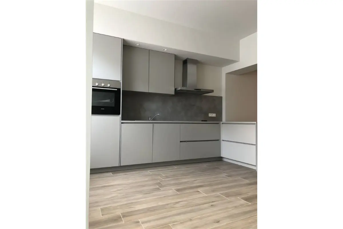 Appartement à louer à Templeuve 7520 670.00€ 1 chambres 95.00m² - annonce 742243