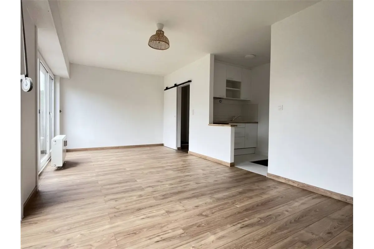 Studio à louer à Tournai 7500 550.00€  chambres 33.00m² - annonce 744283
