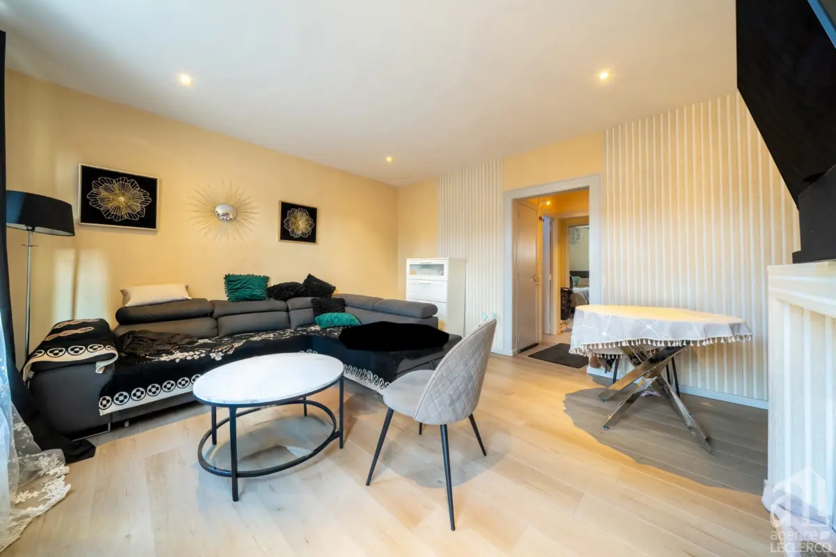 Appartement à  à Tournai 7500 750.00€ 3 chambres 82.00m² - annonce 743812