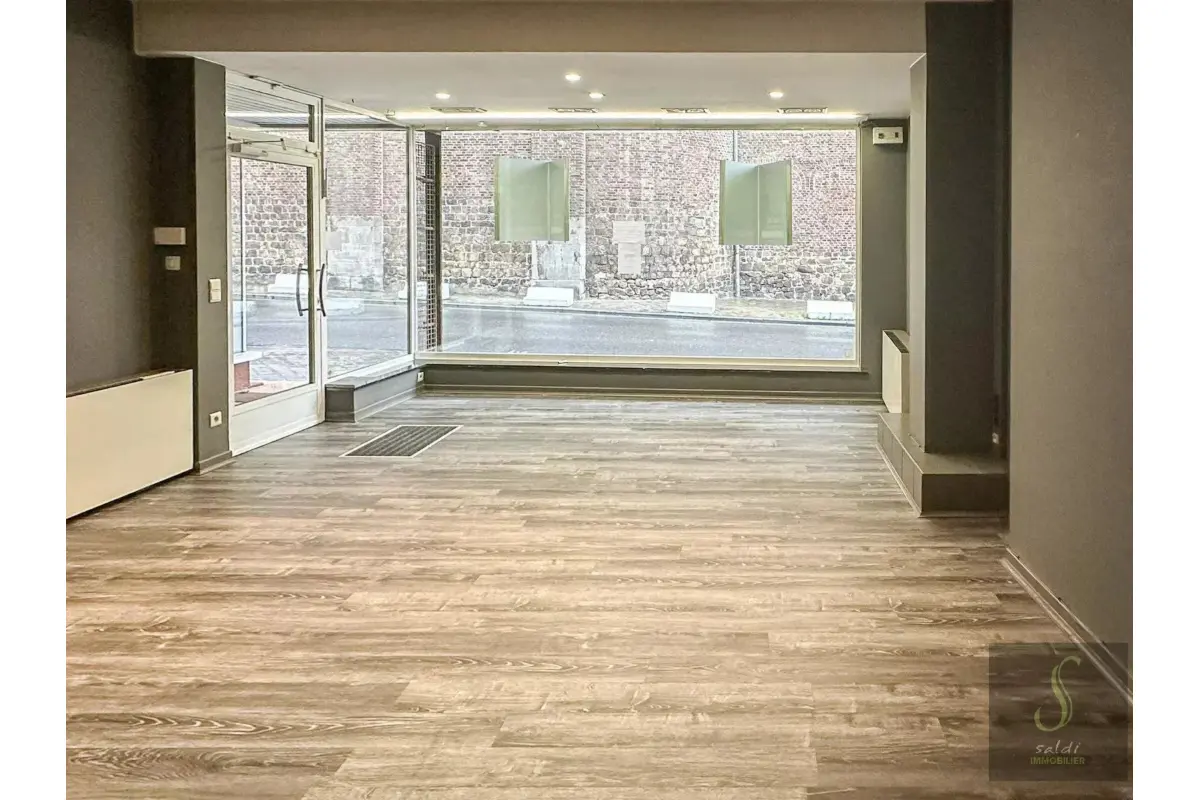 Commerce à  à Binche 7130 130000.00€  chambres 80.00m² - annonce 743785