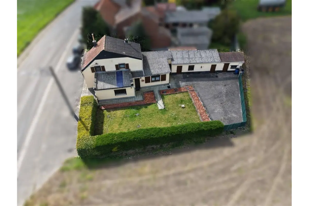 Maison à  à Péruwelz 7600 95000.00€ 2 chambres 110.00m² - annonce 745089