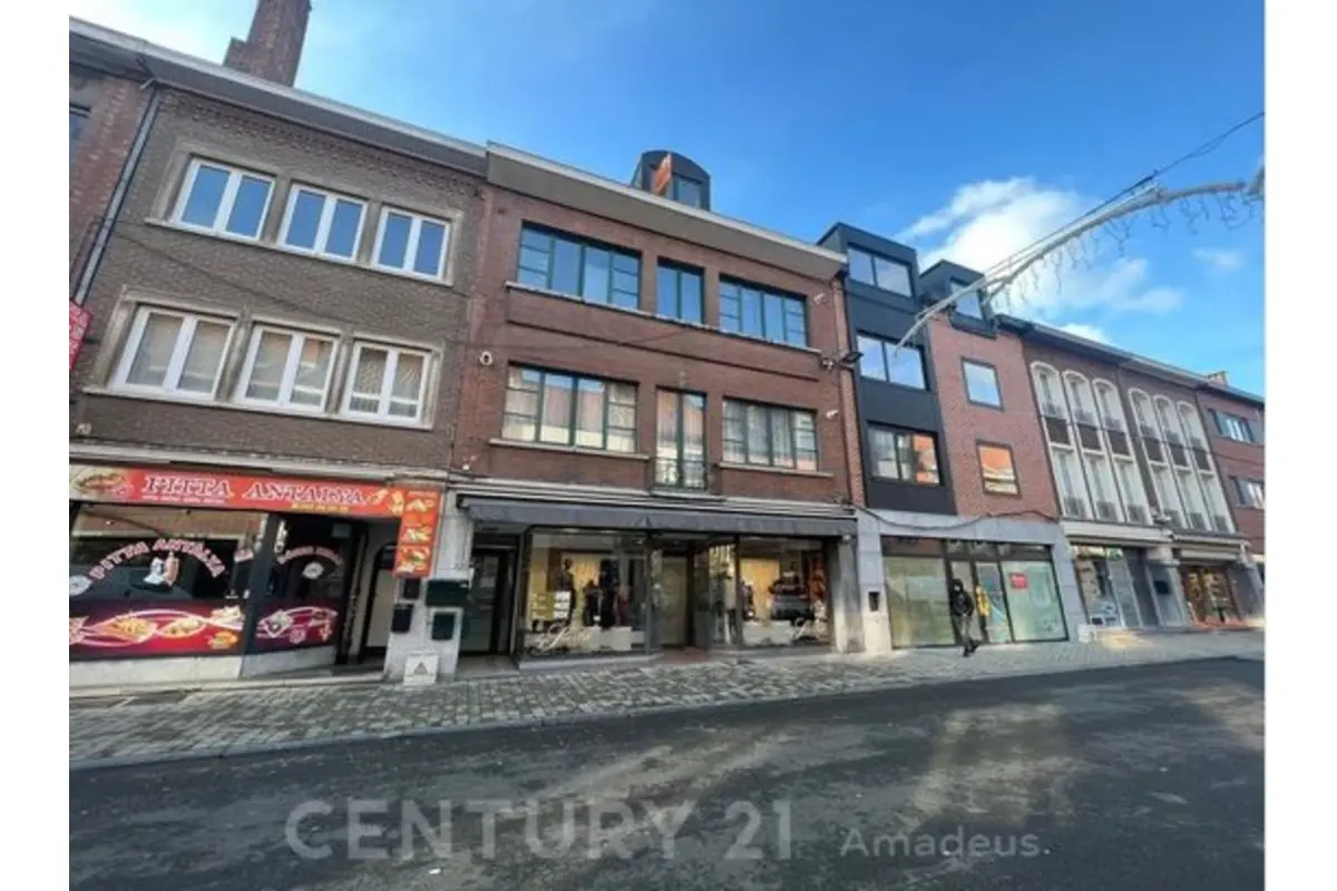 Appartement à louer à Saint-Ghislain 7330 700.00€ 1 chambres 70.00m² - annonce 744986